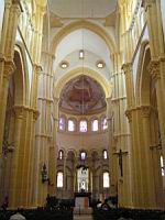Paray-le-Monial - Basilique du Sacre-Coeur - Nef (1)